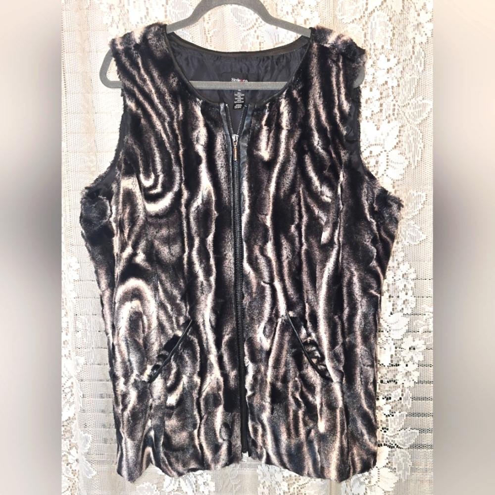 Style & Co, Faux Fur Sleeveless Vest, Zipper, XL